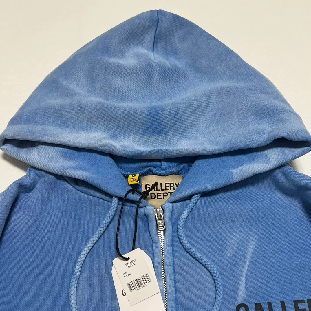 GALLERY DEPT. SUN FADED ENGLISH LOGO ZIP UP/BLUE Sun-washed blue water ripple English zipper hoodie Washed blue S-XL Ready-to-wear dyeing Hand-sewn heavy-weight horsetail fading Super-heavy washing Hand-hanging holes Bones frayed and whitened Mold customization with G LOGO zipper Correct accessories!